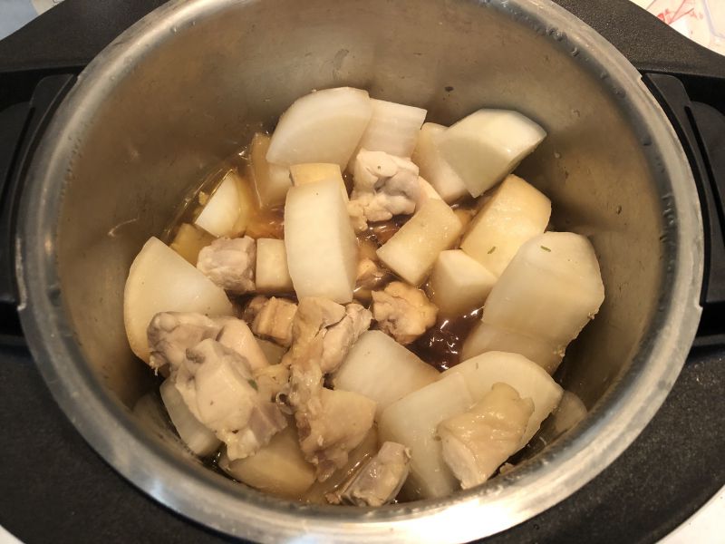 ホットクック「鶏と大根の煮物」　加熱後